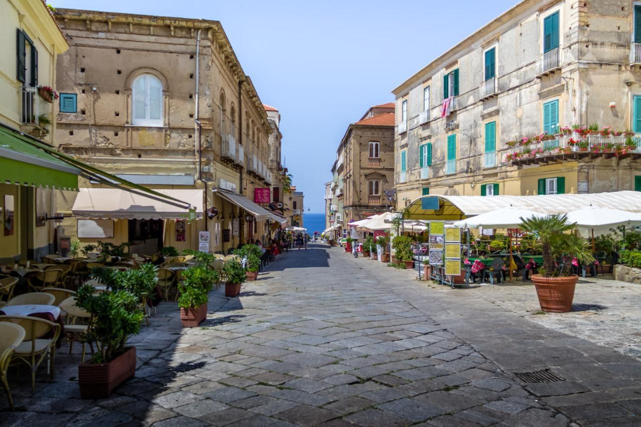 B&B The Sea - Family Rooms - Free Parking Tropea Exterior foto